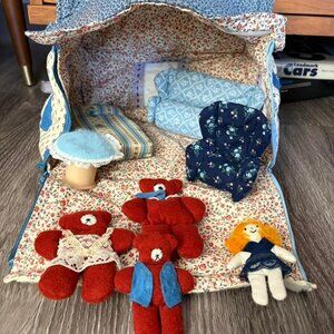 Vintage handmade fabric dollhouse Goldilocks and three bears carrier house